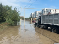 Yevlax və Mingəçevirdə bəzi əraziləri su basıb, vətəndaşlar təxliyə olunur (FOTO)