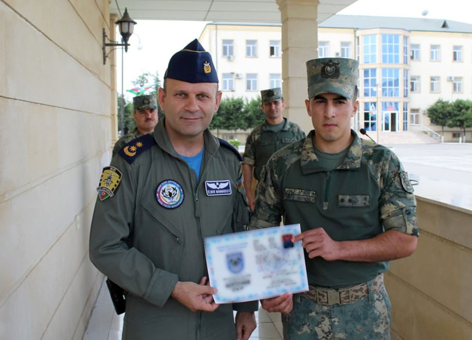 Növbəti “Zabit ixtisas hazırlığı kursu”nun buraxılış mərasimi keçirilib (FOTO)