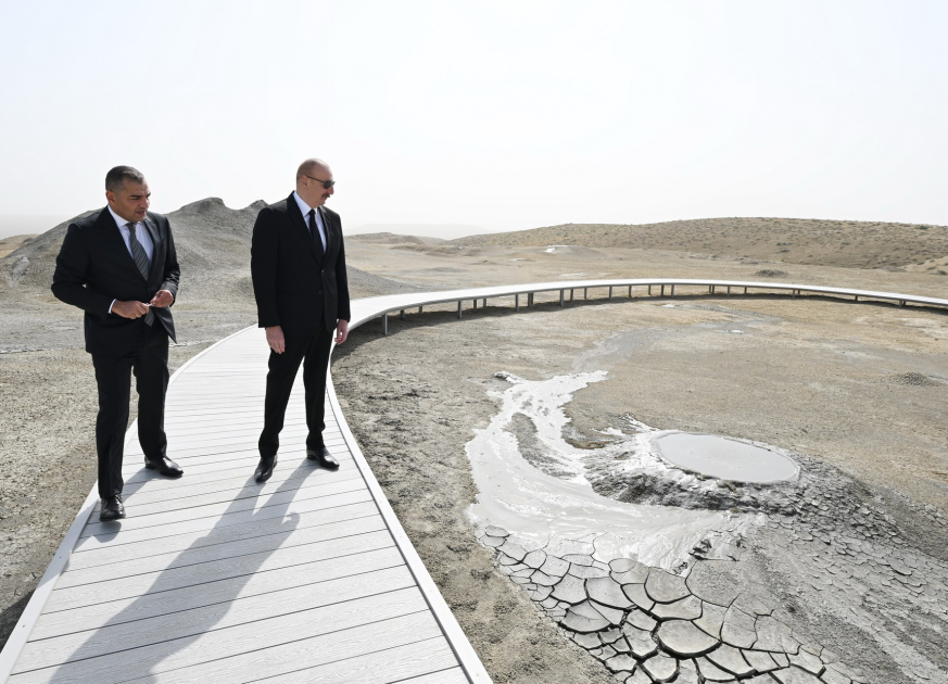 Prezident İlham Əliyev Palçıq Vulkanları Turizm Kompleksinin açılışında iştirak edib (FOTO/VİDEO))