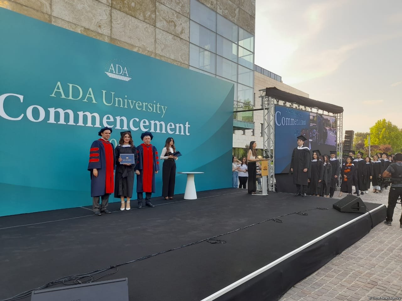 ADA Universiteti tələbələrinin "Məzun günü" keçirilib (FOTO)