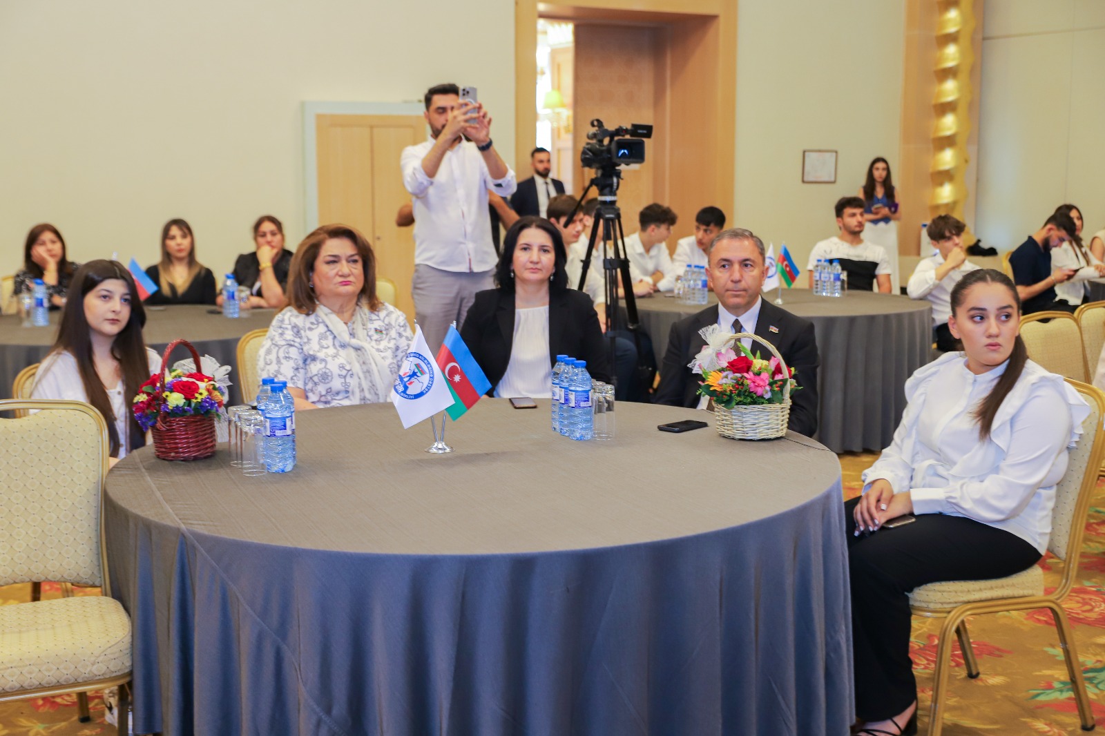 Şəhid övladlarının “Məzun günü” keçirilib (FOTO)
