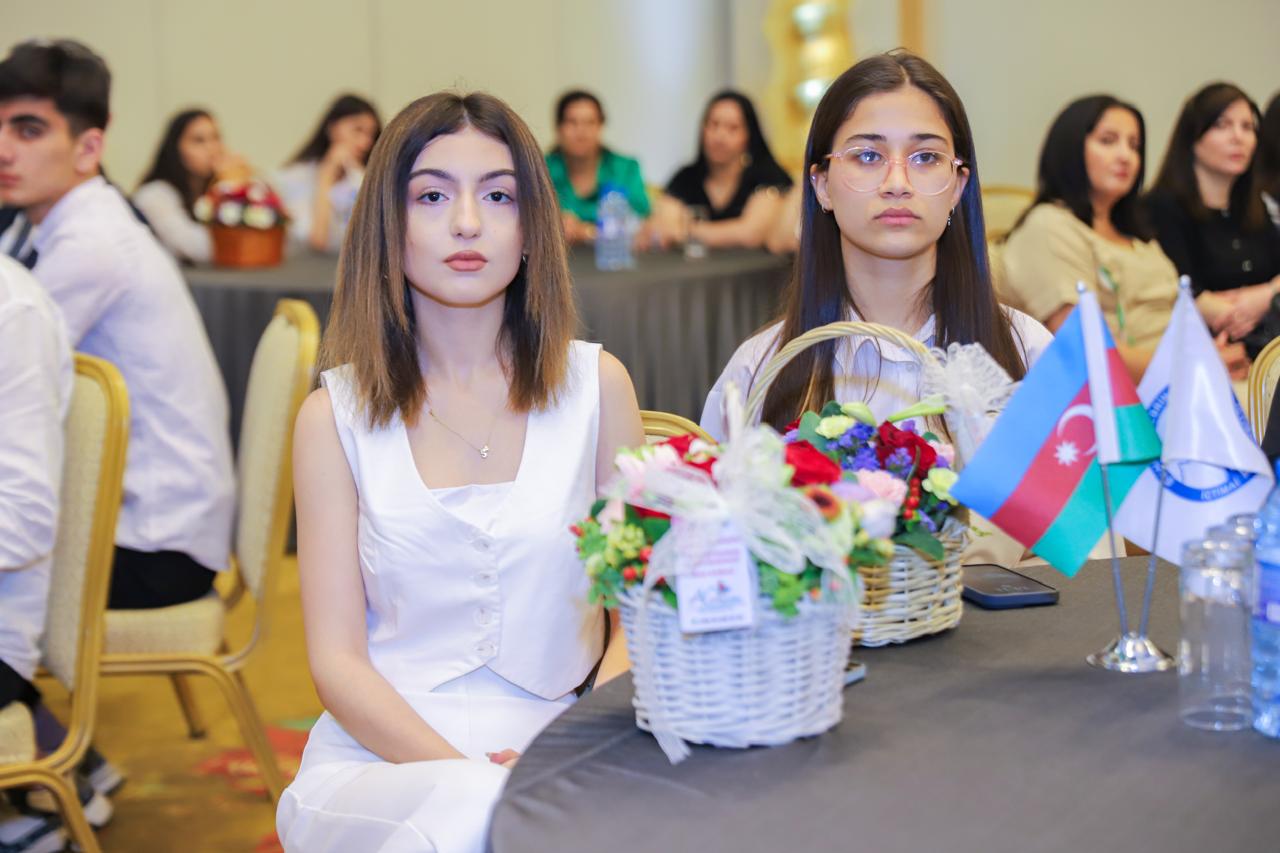 Şəhid övladlarının “Məzun günü” keçirilib (FOTO)