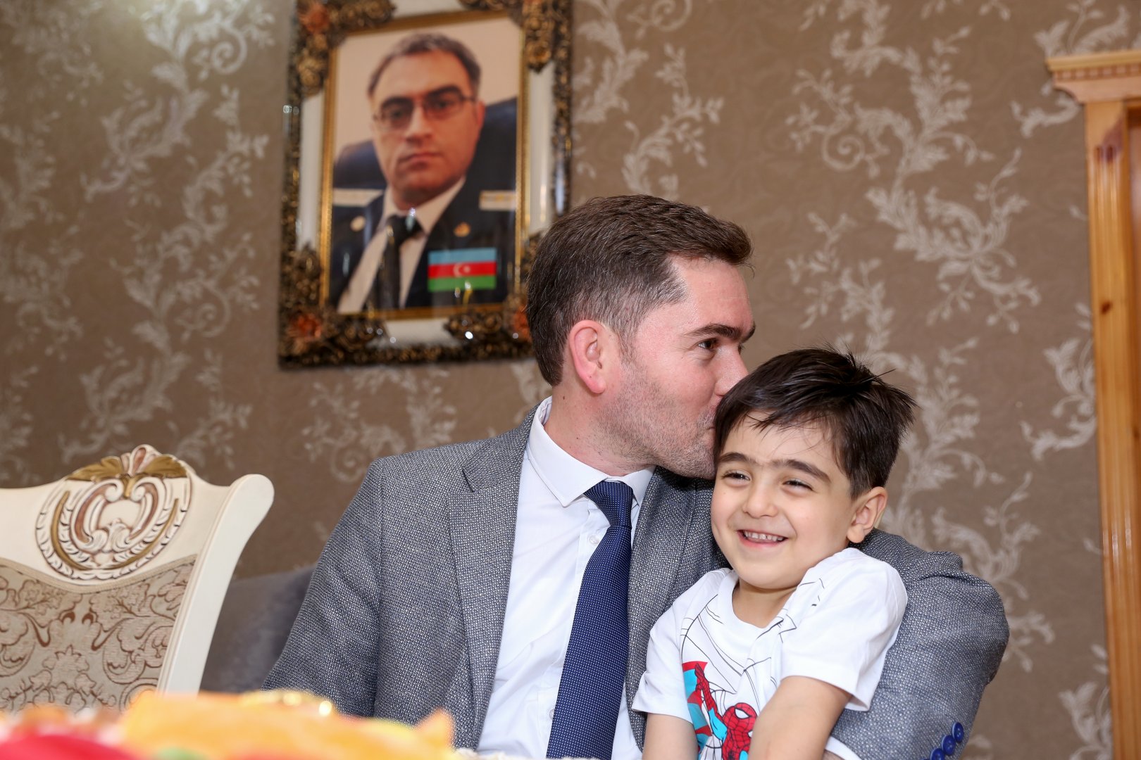 “PAŞA Holding”in “Vətən əmanətlərin keşiyindədir” layihəsi çərçivəsində şəhid ailələrinə bayram sovqatları çatdırılır (FOTO)