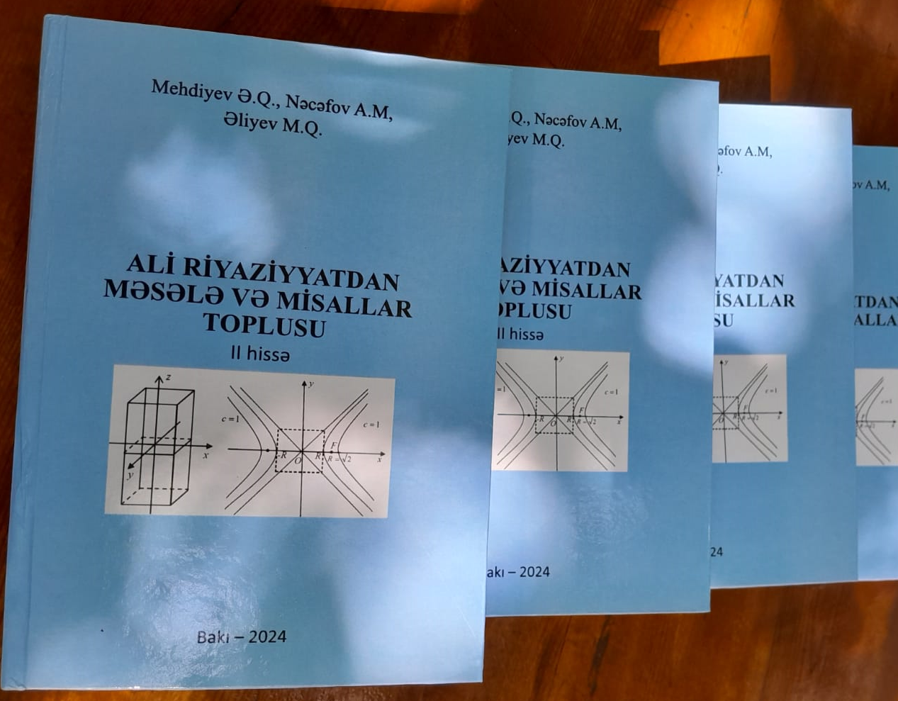 AzMİU alimlərinin yeni dərs vəsaiti işıq üzü görüb – Tələbələrimiz Ali riyaziyyat fənnindən məsələ və misalların həlli yollarını daha asan mənimsəyə biləcəklər