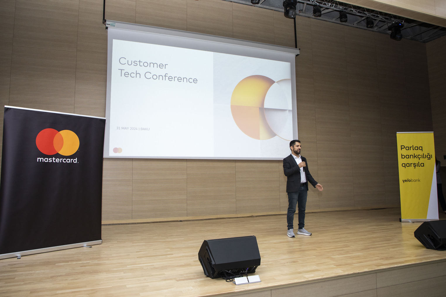 Yelo Bank-ın dəstəyi ilə ölkəmizdə ilk “Customer Tech Conference” keçirildi (FOTO)