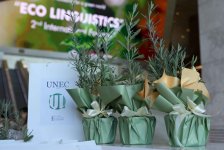 UNEC-də “Eko Dilçilik” mövzusunda Xarici Dil Müəllimlərinin II Beynəlxalq Forumu keçirilib (FOTO)