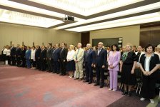 UNEC-də “Eko Dilçilik” mövzusunda Xarici Dil Müəllimlərinin II Beynəlxalq Forumu keçirilib (FOTO)