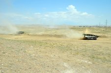 Baş Qərargah rəisi mühəndis bölmələrinin taktiki-xüsusi təlimini izləyib (FOTO)