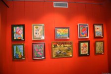 "Leonardo Art School Baku" tələbələrinin sərhədsiz fantaziyası - Bakıda keçirilən sərgidə parlaq rənglərin ardıcıllığı (FOTO)