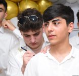 Qayğısız illərin "son zəng"i çalındı (FOTOREPORTAJ)