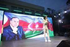 Xaçmazda Milli Qurtuluş Günü ilə əlaqədar möhtəşəm bayram konserti keçirilib (FOTO)