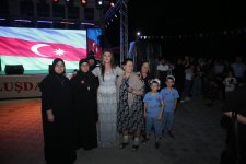 Xaçmazda Milli Qurtuluş Günü ilə əlaqədar möhtəşəm bayram konserti keçirilib (FOTO)