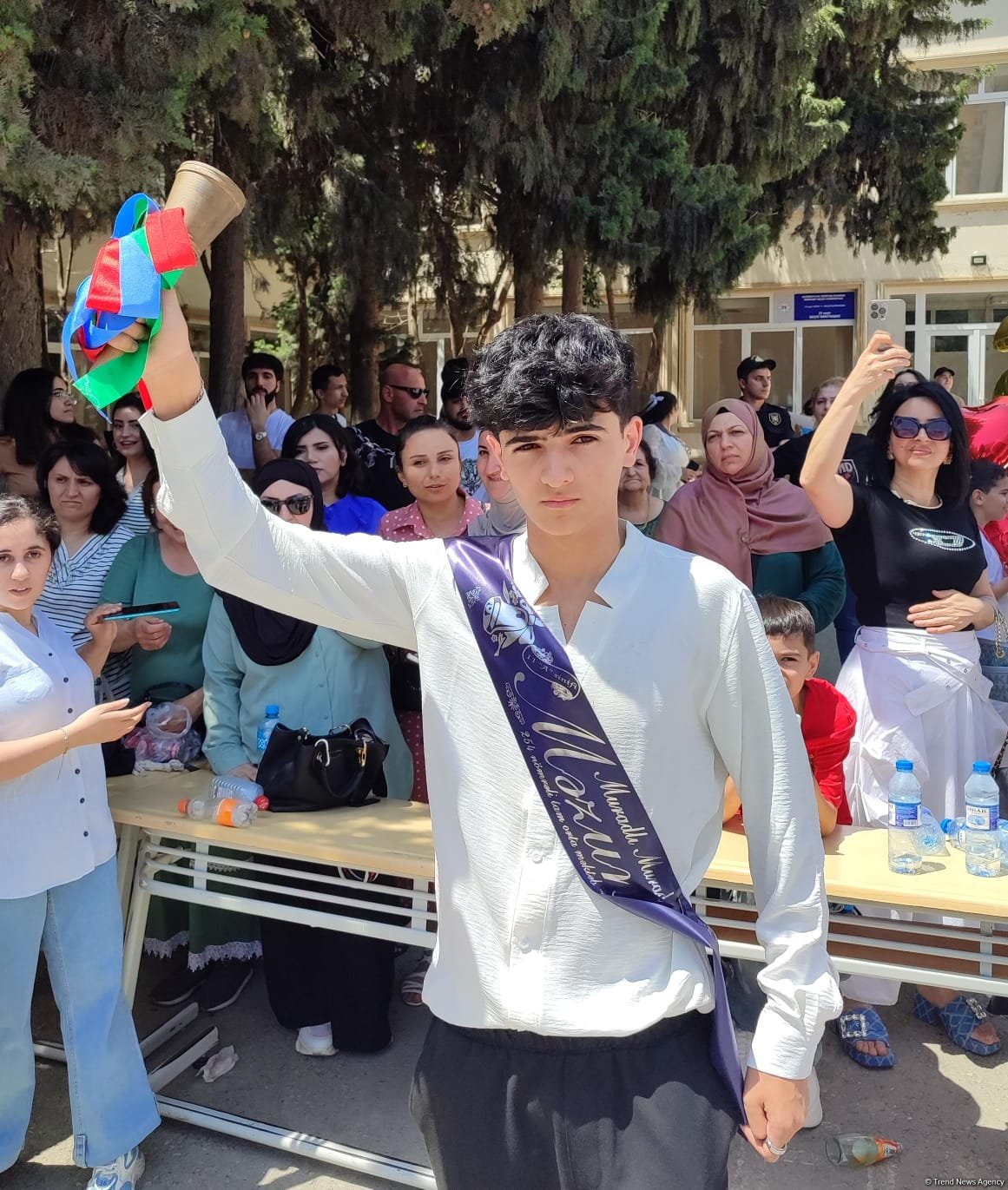 Qayğısız illərin "son zəng"i çalındı (FOTOREPORTAJ)