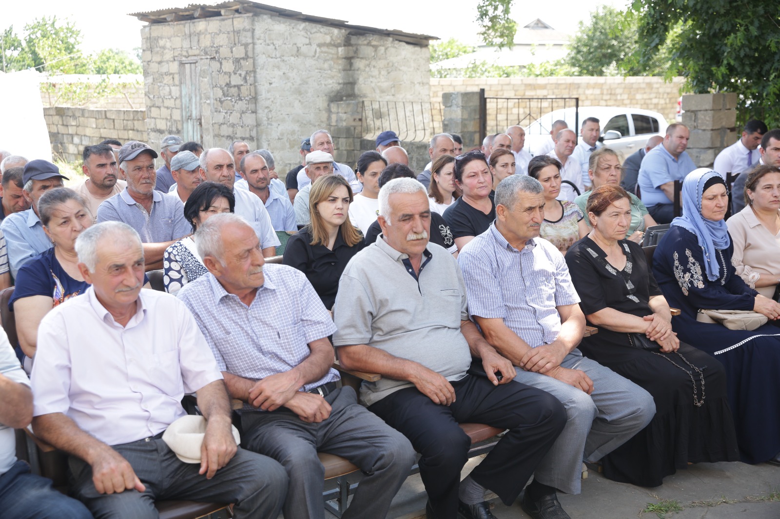 Xaçmazda növbəti səyyar qəbul Ləcət kəndində keçirilib (FOTO)