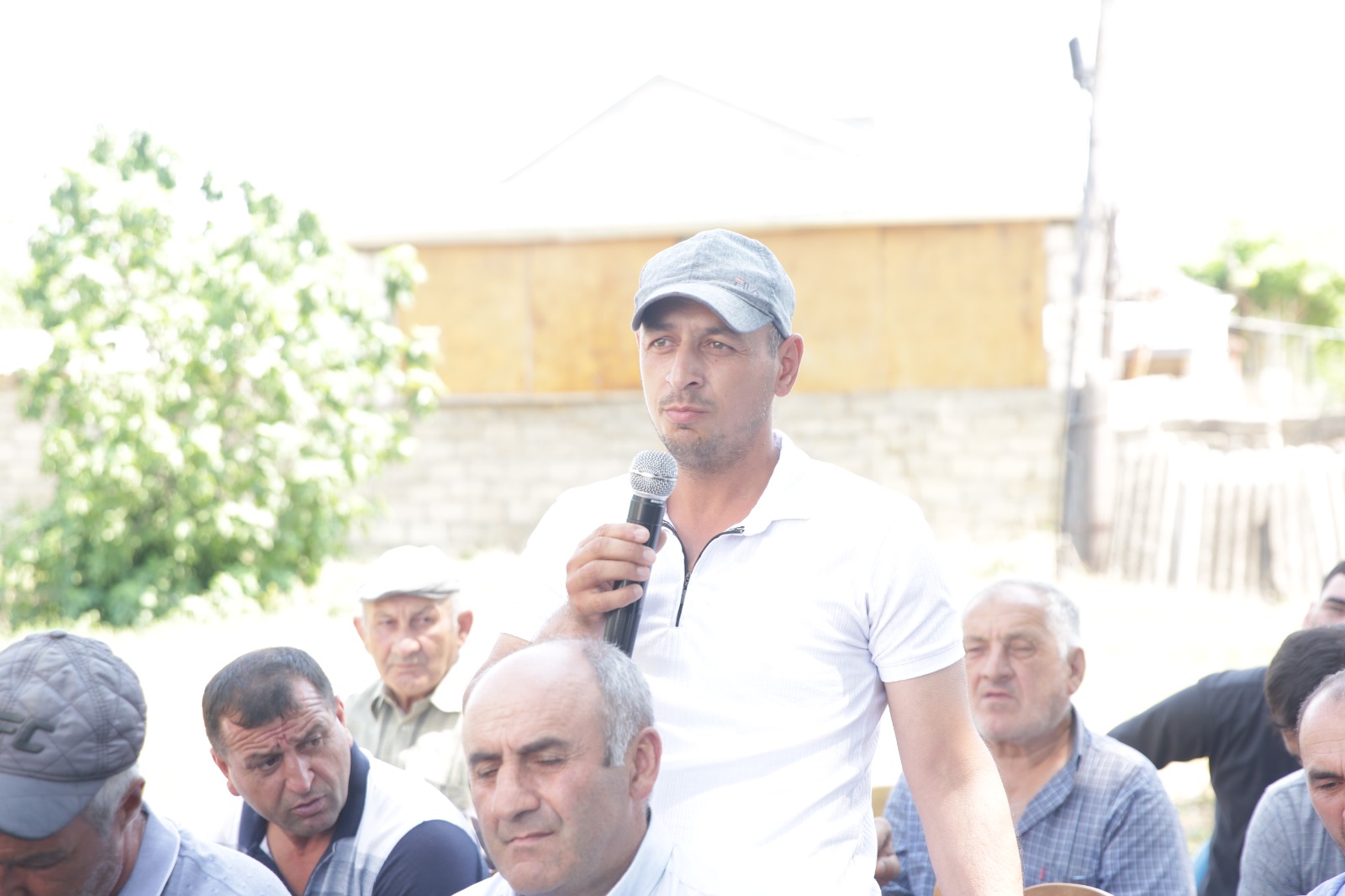 Xaçmazda növbəti səyyar qəbul Ləcət kəndində keçirilib (FOTO)