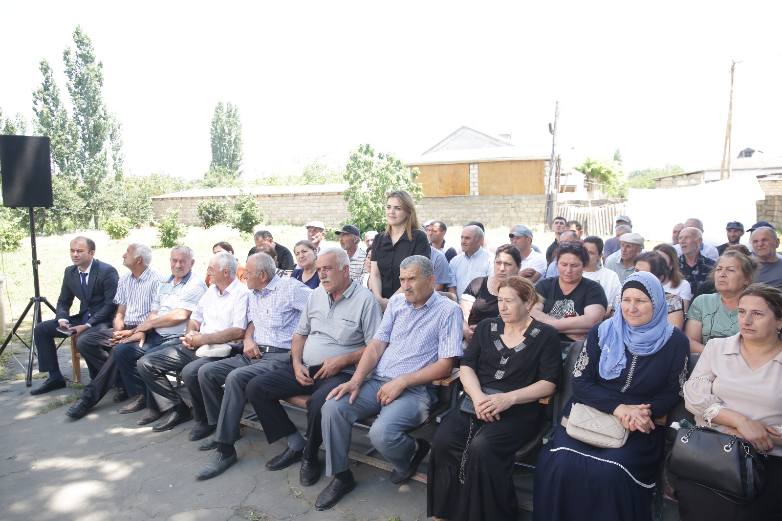 Xaçmazda növbəti səyyar qəbul Ləcət kəndində keçirilib (FOTO)
