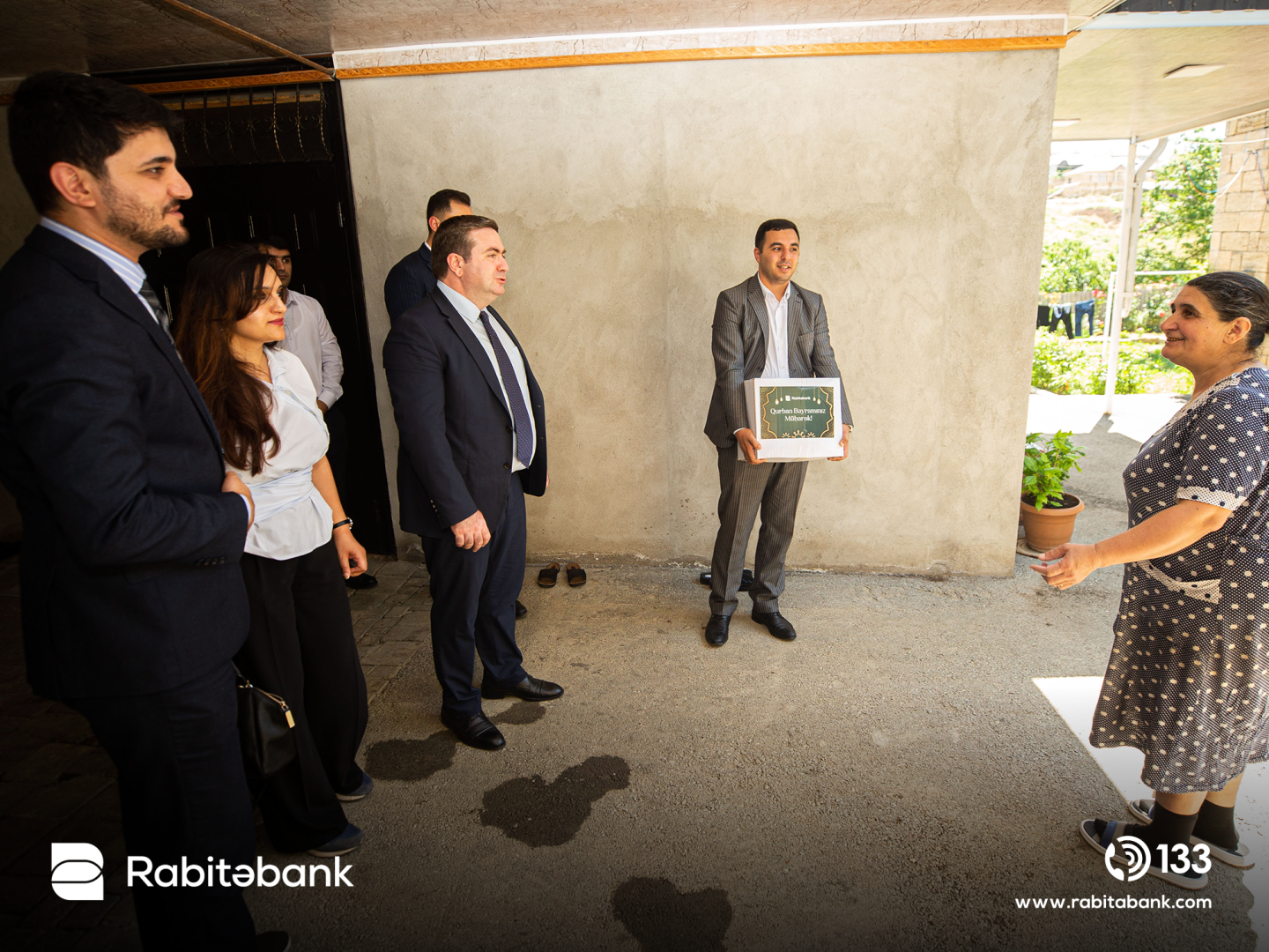 Rabitəbank Qurban bayramı ərəfəsində şəhid və qazi ailələrinə dəstək oldu (FOTO)