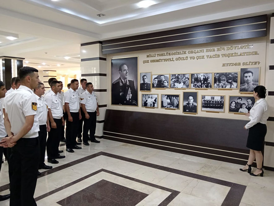 Milli Qurtuluş Günü münasibətilə Azərbaycan Ordusunda silsilə tədbirlər keçirilib (FOTO/VİDEO)