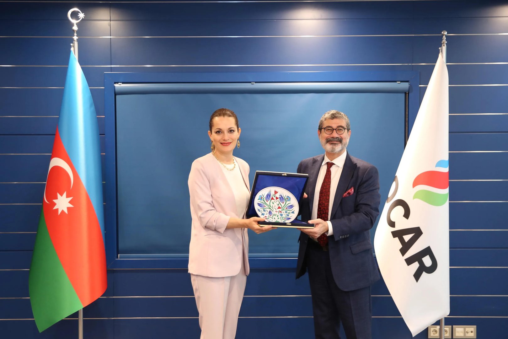 SOCAR-ın vitse-prezidenti Sabancı Universitetinin rektoru ilə görüşüb (FOTO)