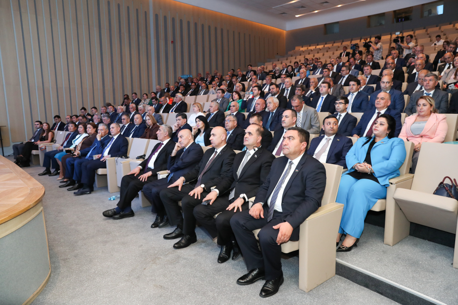 Şuşada “Türk dünyası-2040: gələcəyə konseptual baxış” mövzusunda panel sessiya təşkil olunub (FOTO)