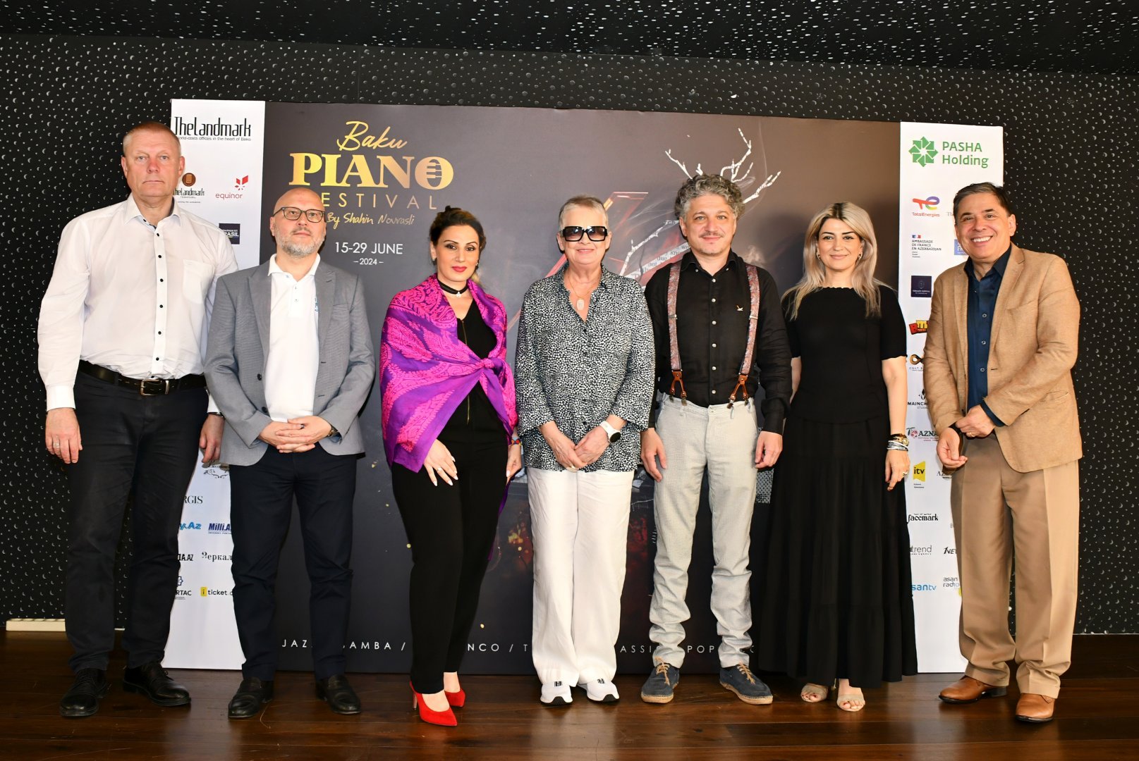 Bakı Landmark-da üçüncü Beynəlxalq Bakı Piano Festivalının mətbuat konfransı keçirilib (FOTO)