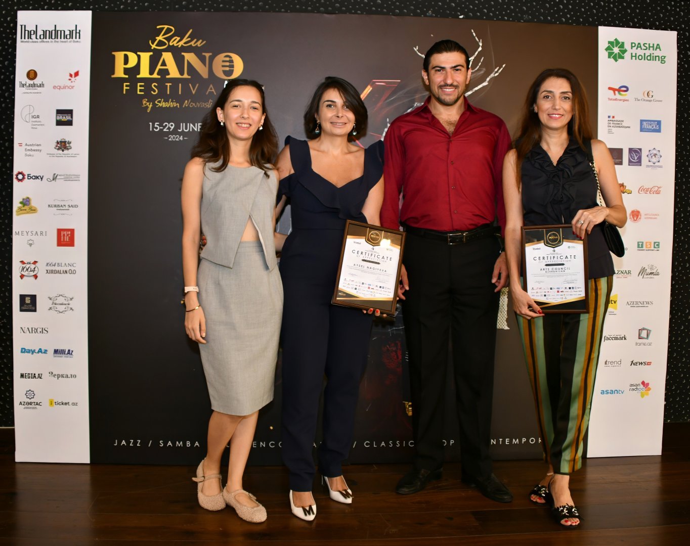 Bakı Landmark-da üçüncü Beynəlxalq Bakı Piano Festivalının mətbuat konfransı keçirilib (FOTO)
