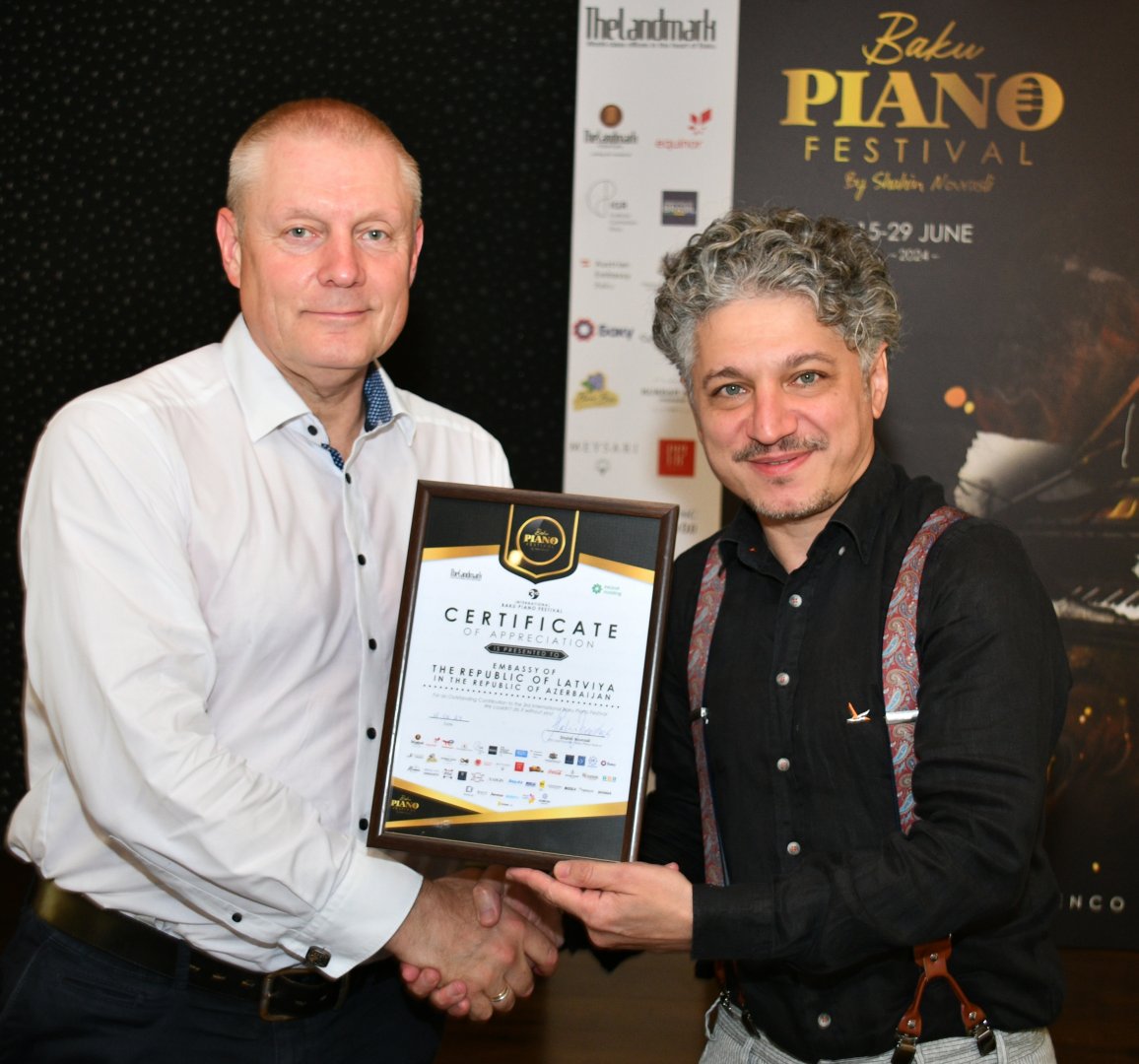 Bakı Landmark-da üçüncü Beynəlxalq Bakı Piano Festivalının mətbuat konfransı keçirilib (FOTO)