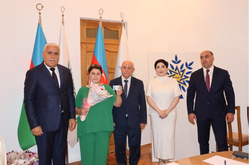 Xətai rayonunda Tibb İşçilərinin Peşə Bayramı Günü qeyd edilib (FOTO)