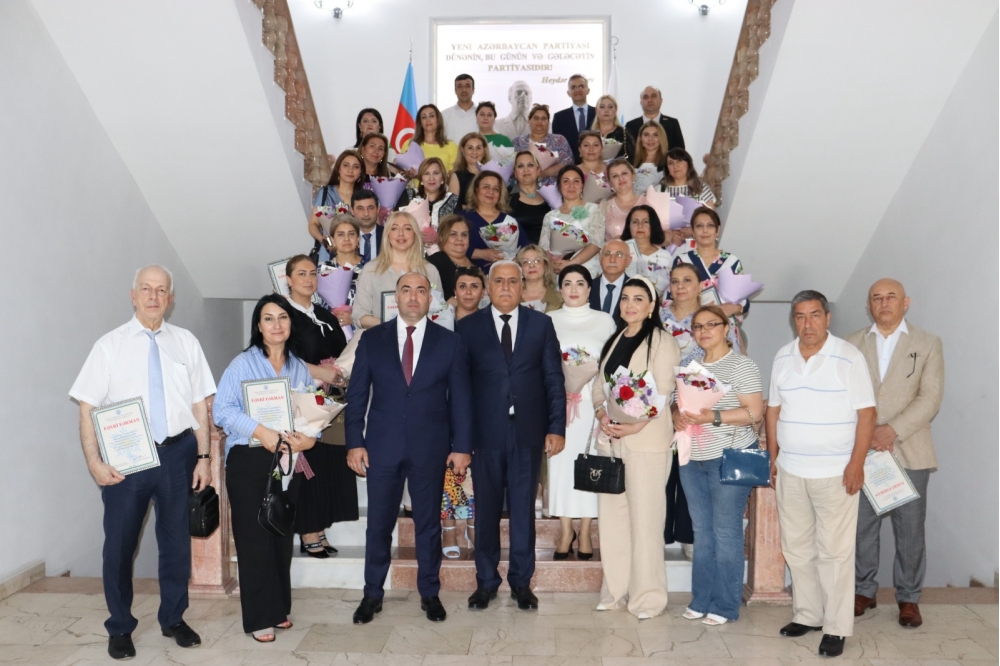 Xətai rayonunda Tibb İşçilərinin Peşə Bayramı Günü qeyd edilib (FOTO)
