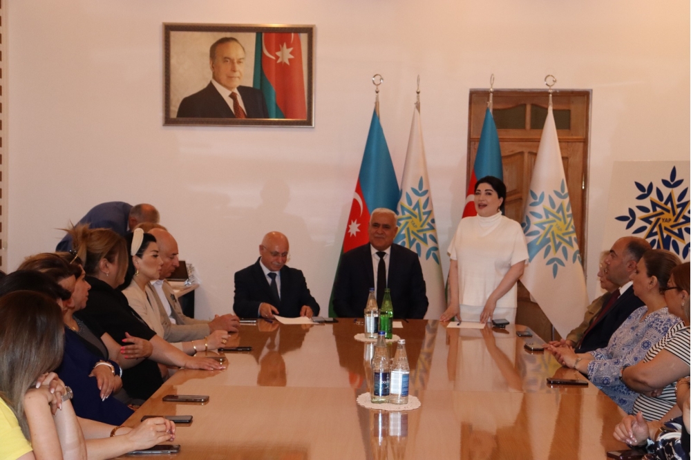Xətai rayonunda Tibb İşçilərinin Peşə Bayramı Günü qeyd edilib (FOTO)