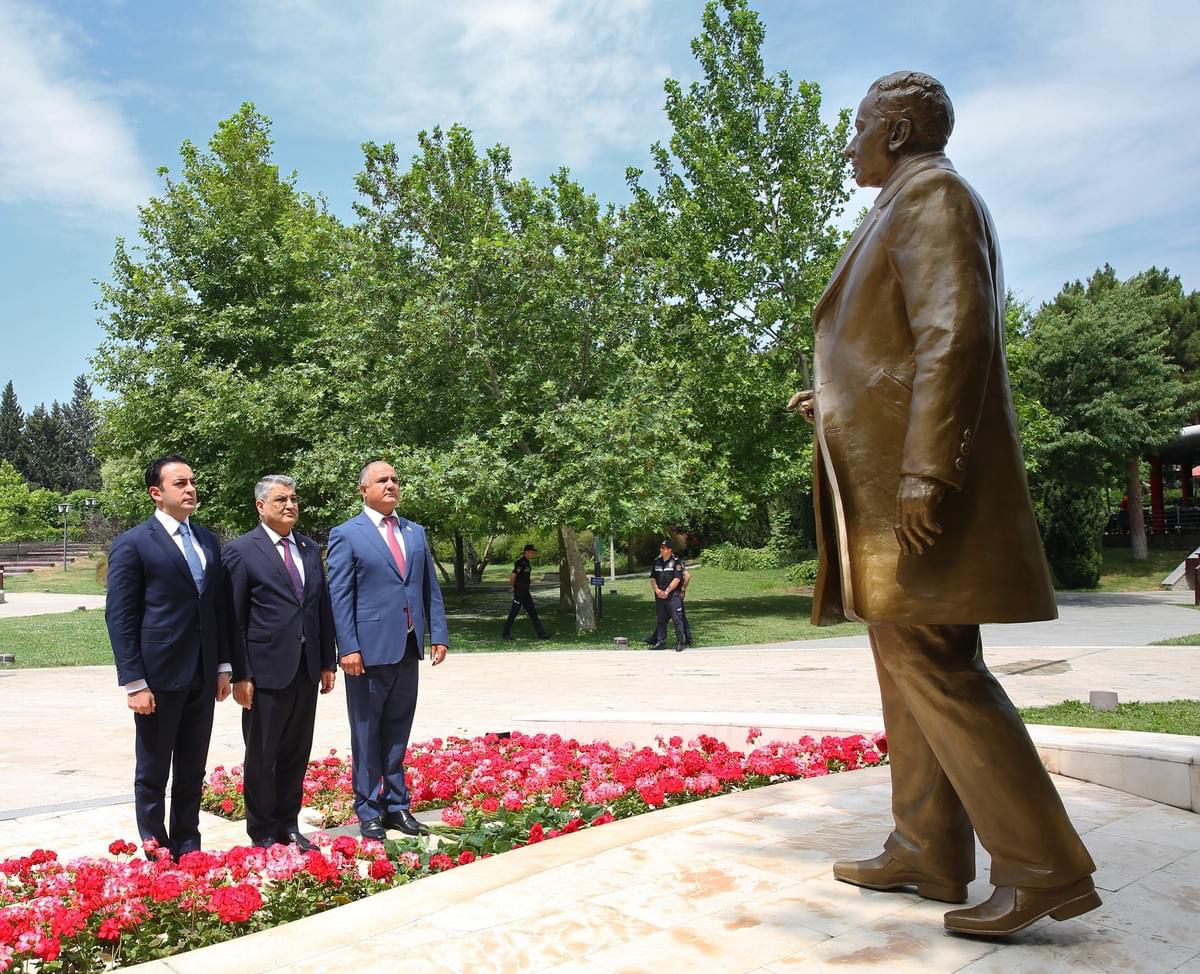 Binəqədidə  Tibb İşçiləri Günü münasibətilə tədbir keçirilib (FOTO)