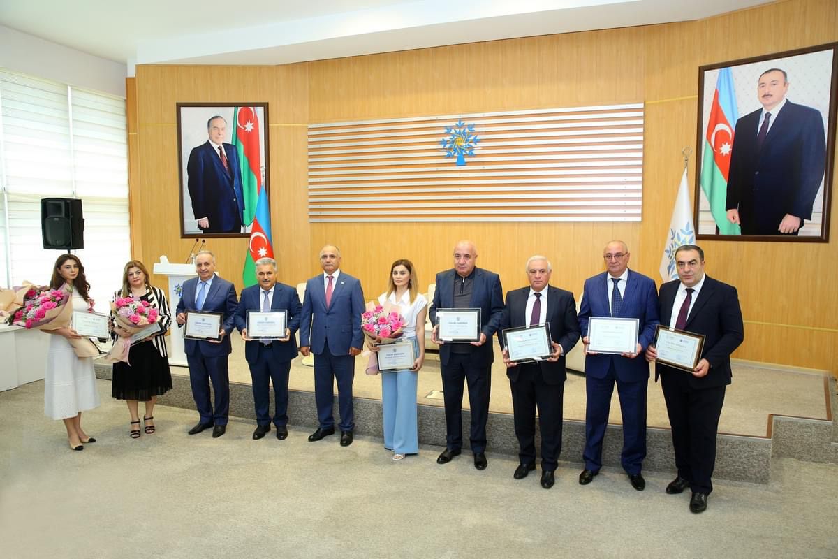 Binəqədidə  Tibb İşçiləri Günü münasibətilə tədbir keçirilib (FOTO)