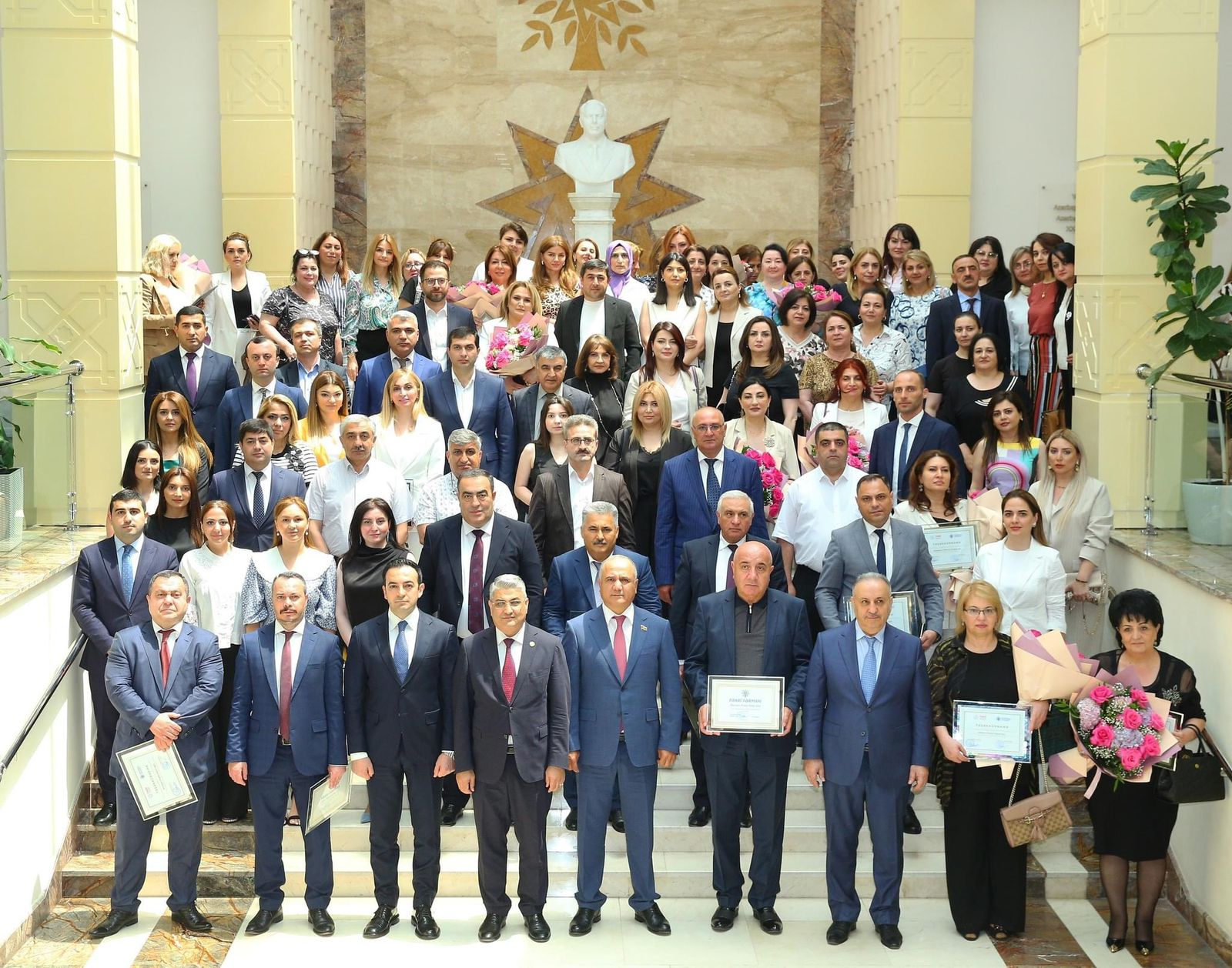 Binəqədidə  Tibb İşçiləri Günü münasibətilə tədbir keçirilib (FOTO)