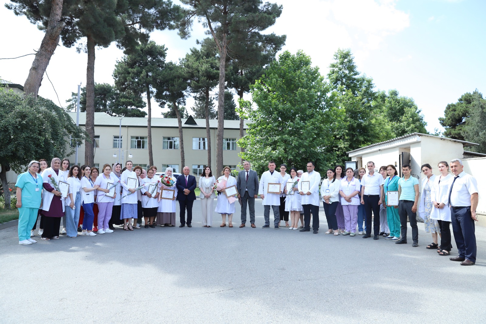 Xaçmaz rayonunda Tibb İşçilərinin Peşə Bayramı Günü qeyd olunub (FOTO)