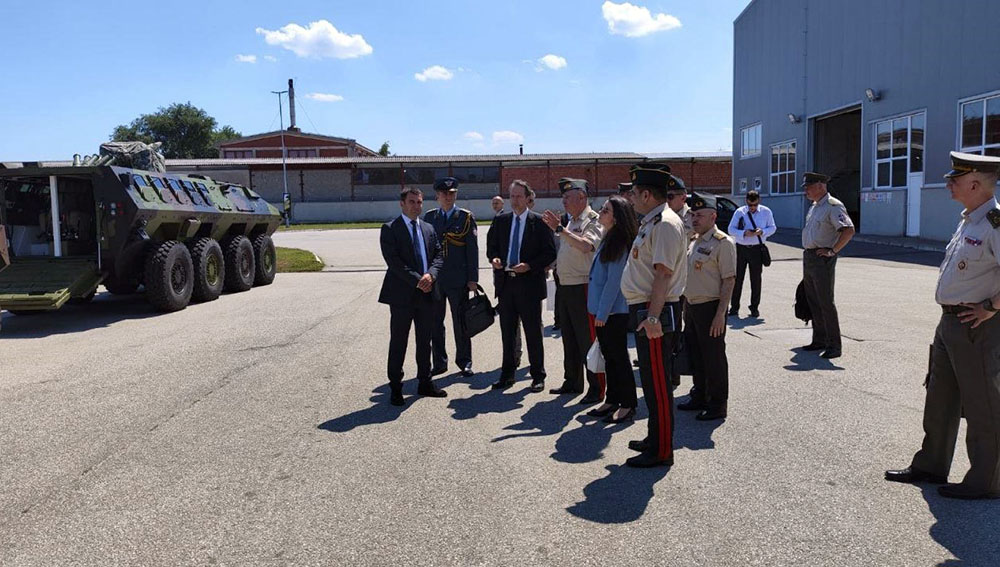 Kərim Vəliyev Serbiyada "Yugoimport SDPR" şirkətində, döyüş sistemləri zavodunda olub (FOTO)