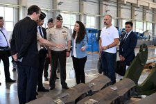 Kərim Vəliyev Serbiyada "Yugoimport SDPR" şirkətində, döyüş sistemləri zavodunda olub (FOTO)