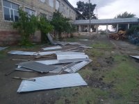 Külək Yevlaxda fəsadlar törədib (FOTO)