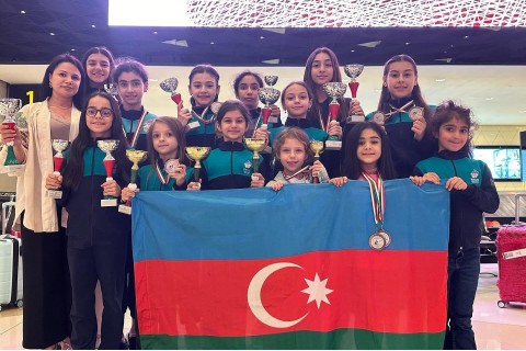 Gimnastlar İtaliyada 13 medal qazanıb (FOTO/VİDEO)