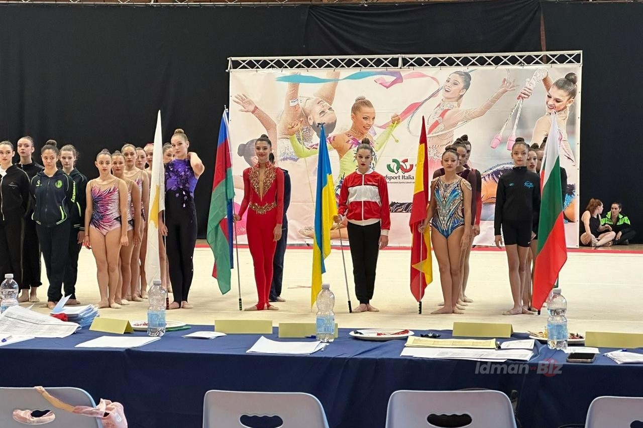 Gimnastlar İtaliyada 13 medal qazanıb (FOTO/VİDEO)