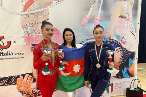 Gimnastlar İtaliyada 13 medal qazanıb (FOTO/VİDEO)