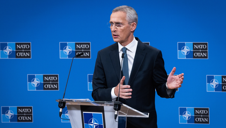 Stoltenberq NATO ölkələrini müdafiə xərclərini artırmağa çağırdı