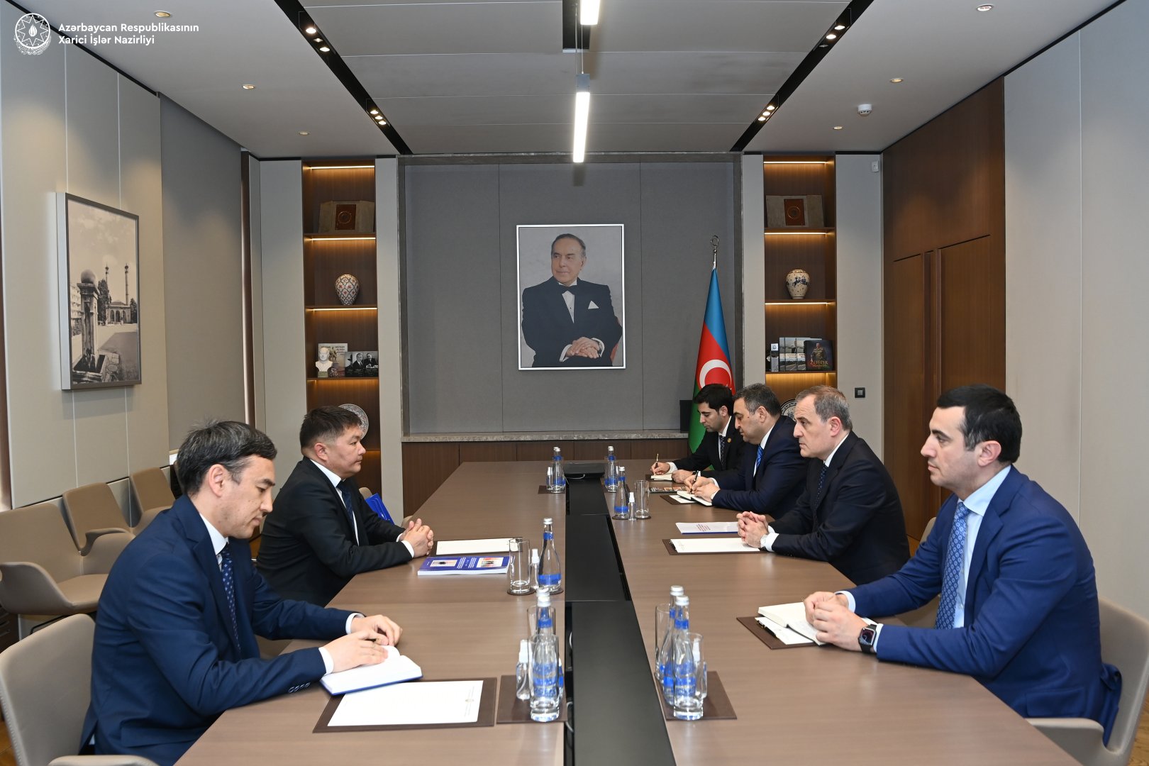 Qırğızıstan səfirinin Azərbaycandakı diplomatik missiyası başa çatıb