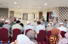 Məkkədə şəhidlərimizin ruhuna növbəti ehsan verilib (FOTO)
