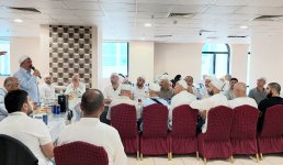 Məkkədə şəhidlərimizin ruhuna növbəti ehsan verilib (FOTO)
