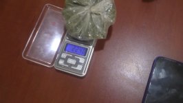Şəmkirdə polis narkotiklərin satışı ilə məşğul olan şəxsi saxlayıb (FOTO)