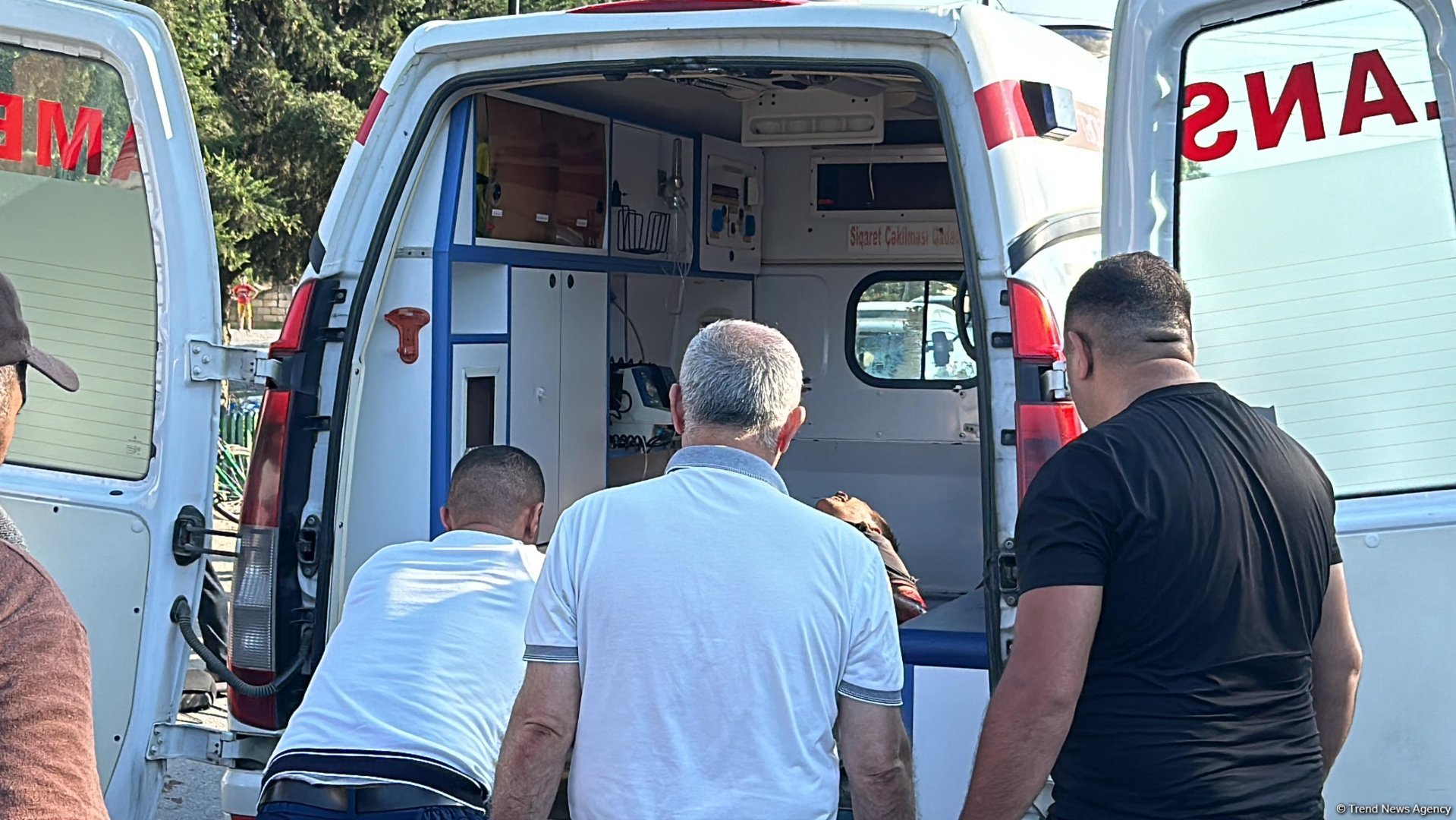 Ağdamda velosiped sürən 15 yaşlı uşağı maşın vurdu (FOTO)