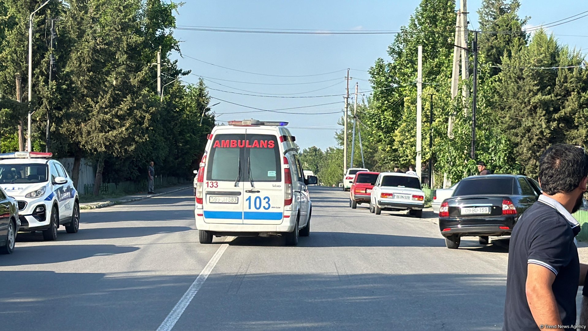 Ağdamda velosiped sürən 15 yaşlı uşağı maşın vurdu (FOTO)