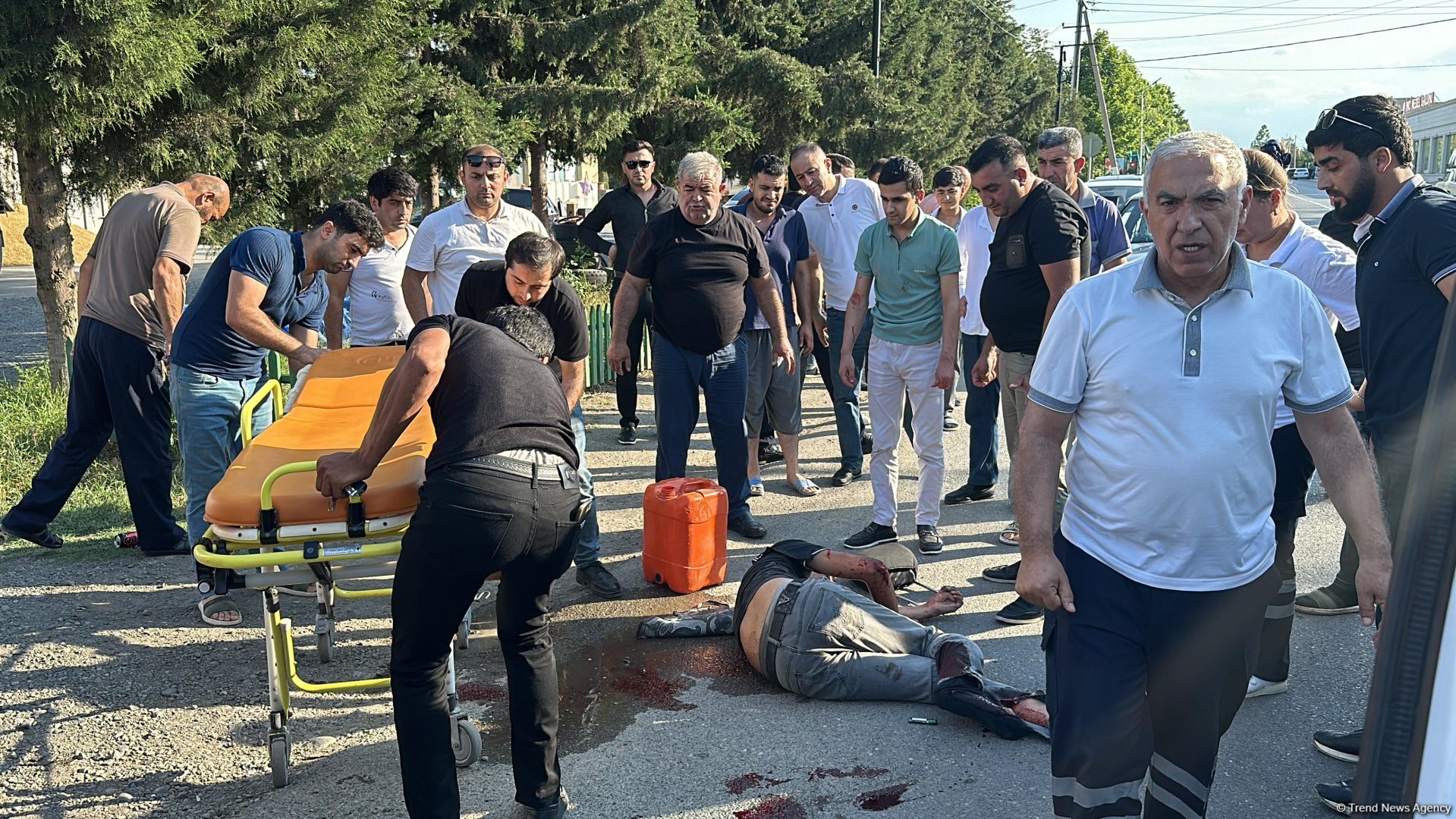 Ağdamda velosiped sürən 15 yaşlı uşağı maşın vurdu (FOTO)