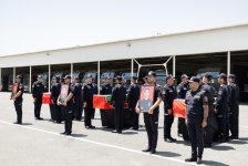 Əməliyyat zamanı həlak olan polislərlə vida mərasimi keçirilib (FOTO)