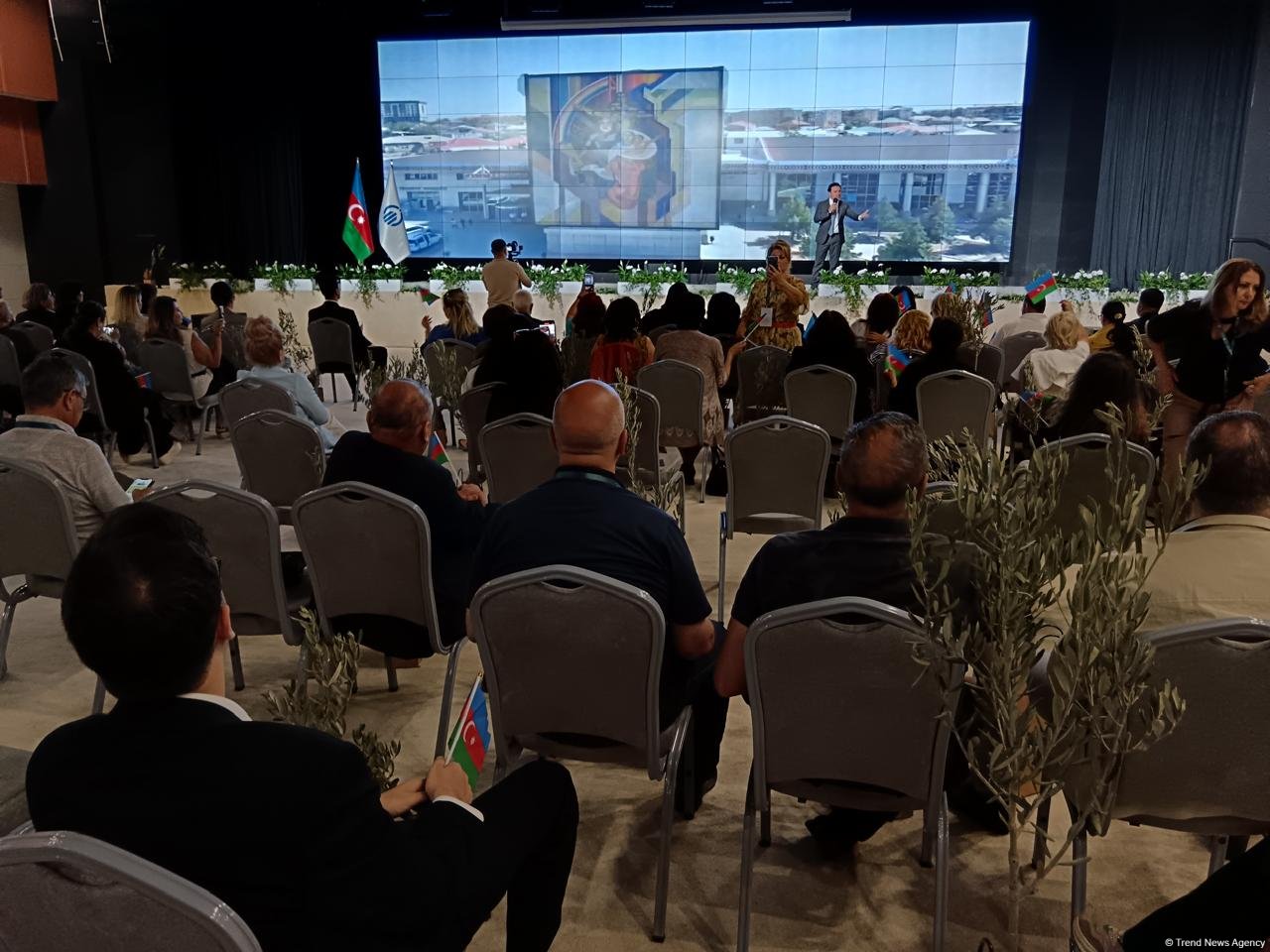 Zəngilanda Azərbaycan QHT-lərinin Əməkdaşlıq Forumu işini başa çatdırıb (FOTO)